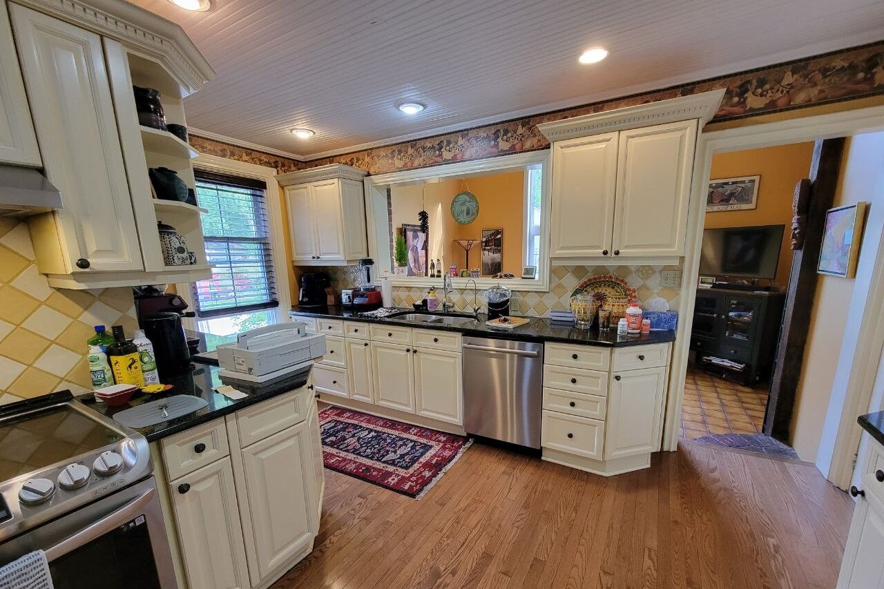 CABINET REFACING BELLEVILLE